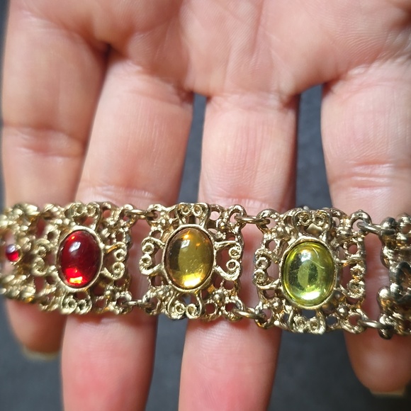 Vintage Gold Tone Ornate Bracelet with Multicolor Stones VGUC - Picture 9 of 14